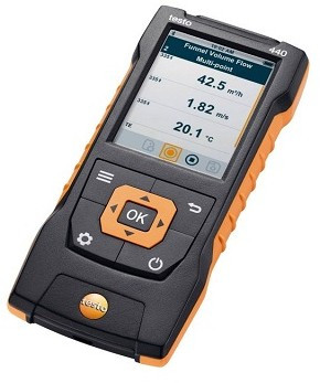 Комплект Testo 440 с люкс-зондом и кейсом Комплект Testo 440 с люкс-зондом и кейсом