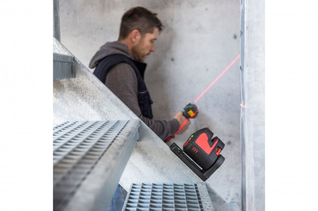 Лазерный нивелир Leica Lino L2s-1 Лазерный нивелир Leica Lino L2s-1