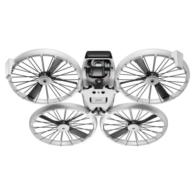 Квадрокоптер DJI Flip Fly More Combo (RC 2) Квадрокоптер DJI Flip Fly More Combo (RC 2)